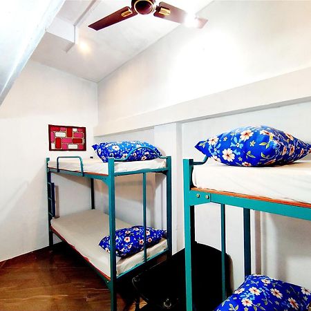 Raelyn'S Homestay Kochi Buitenkant foto