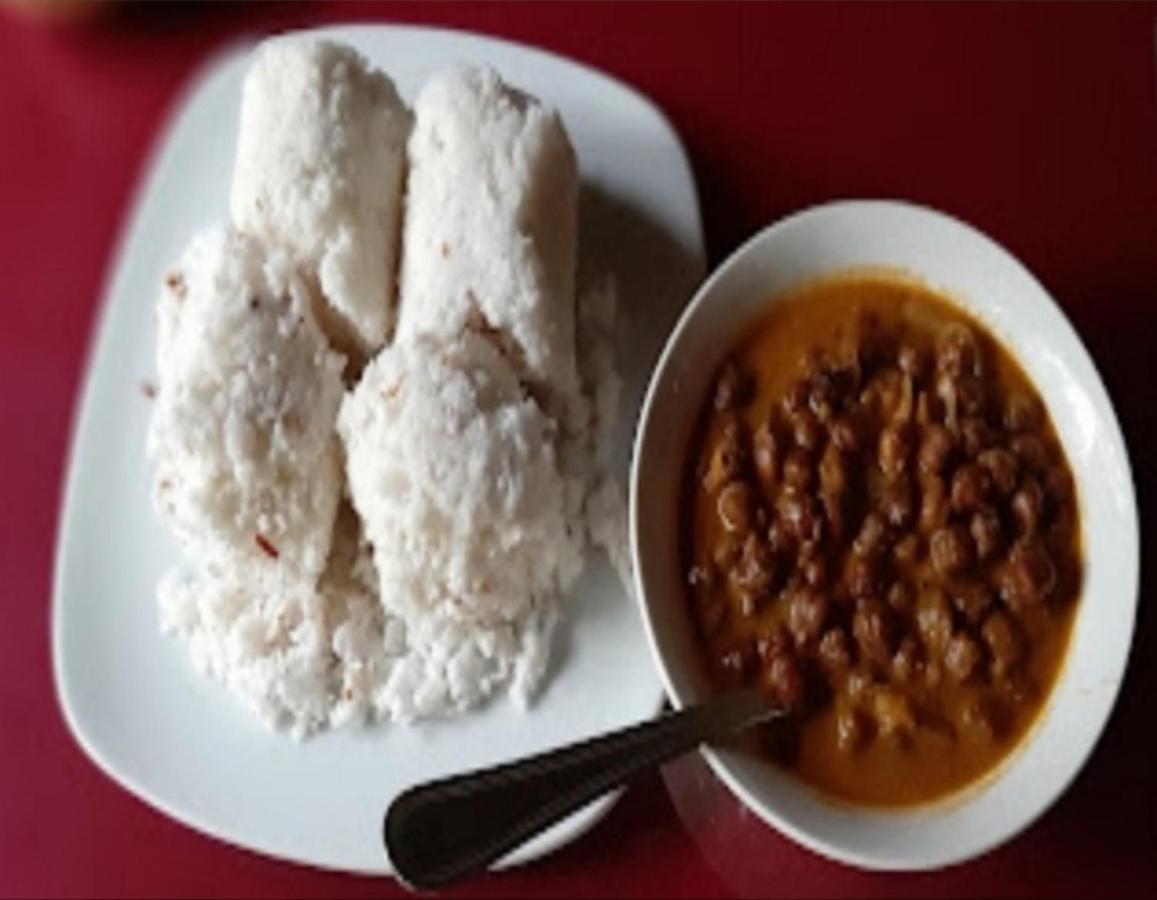 Raelyn'S Homestay Kochi Buitenkant foto