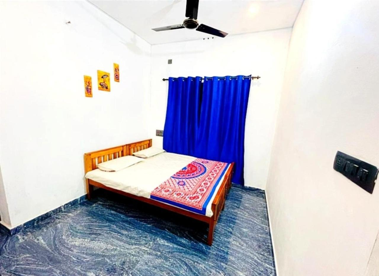 Raelyn'S Homestay Kochi Buitenkant foto