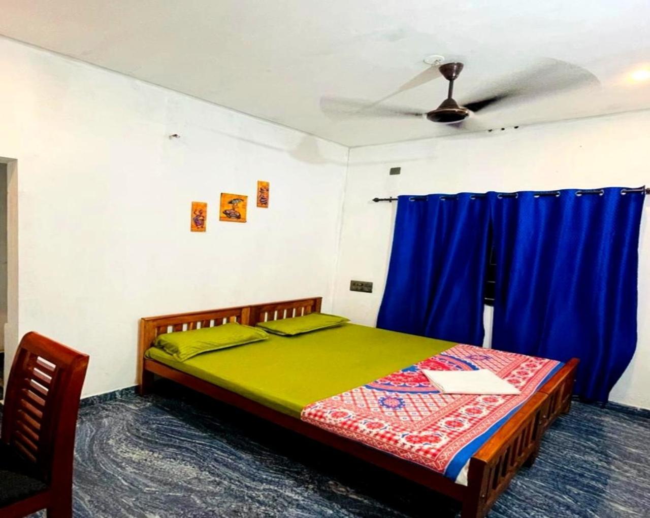 Raelyn'S Homestay Kochi Buitenkant foto