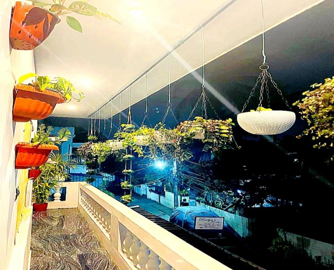 Raelyn'S Homestay Kochi Buitenkant foto