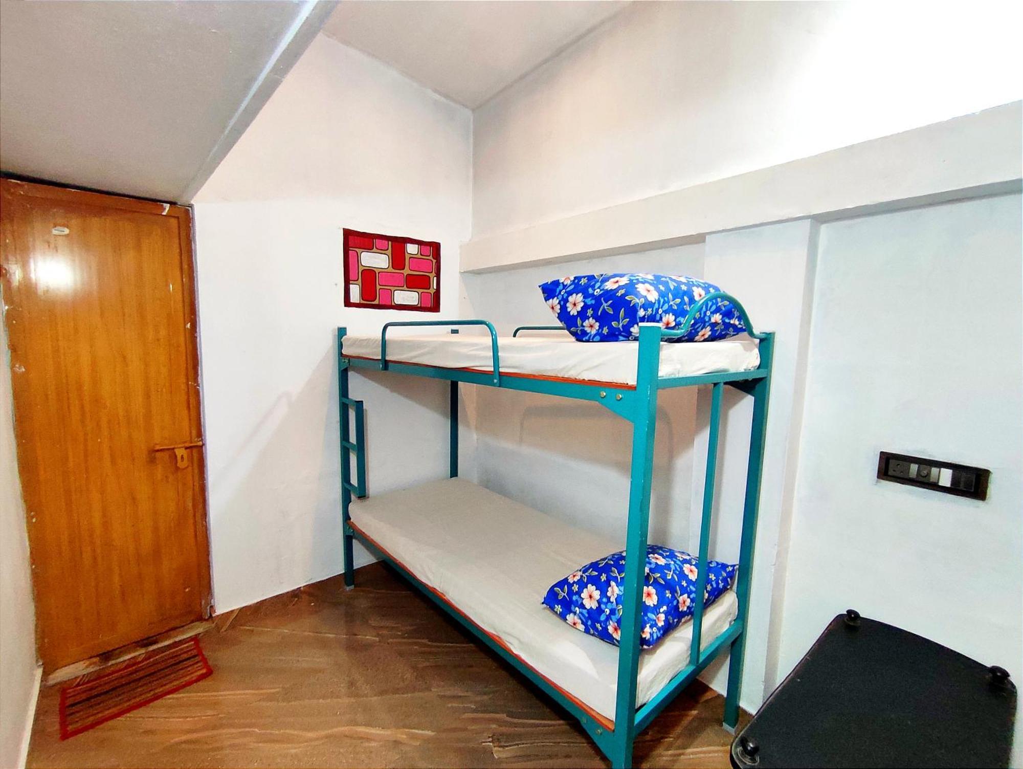 Raelyn'S Homestay Kochi Buitenkant foto