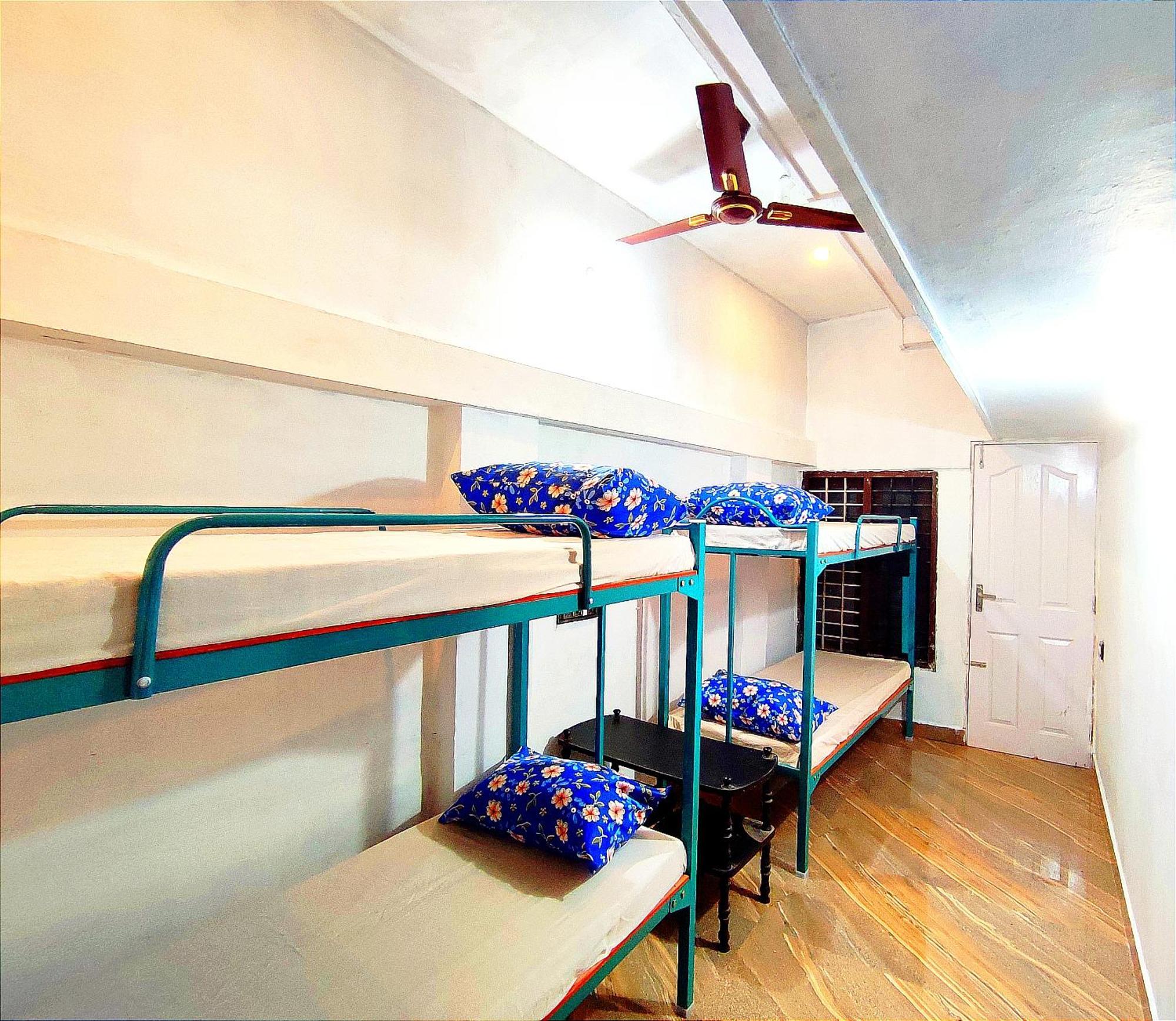 Raelyn'S Homestay Kochi Buitenkant foto