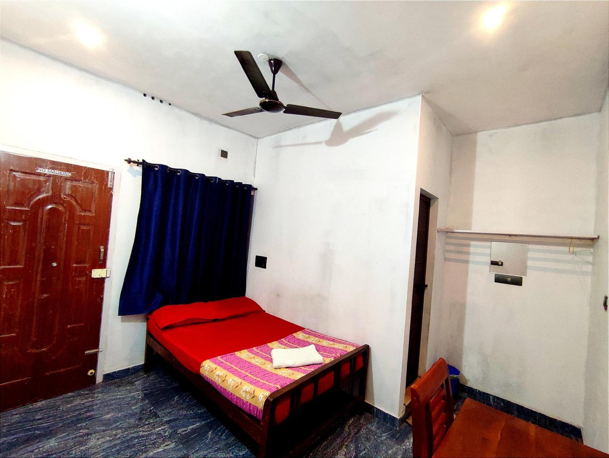 Raelyn'S Homestay Kochi Buitenkant foto