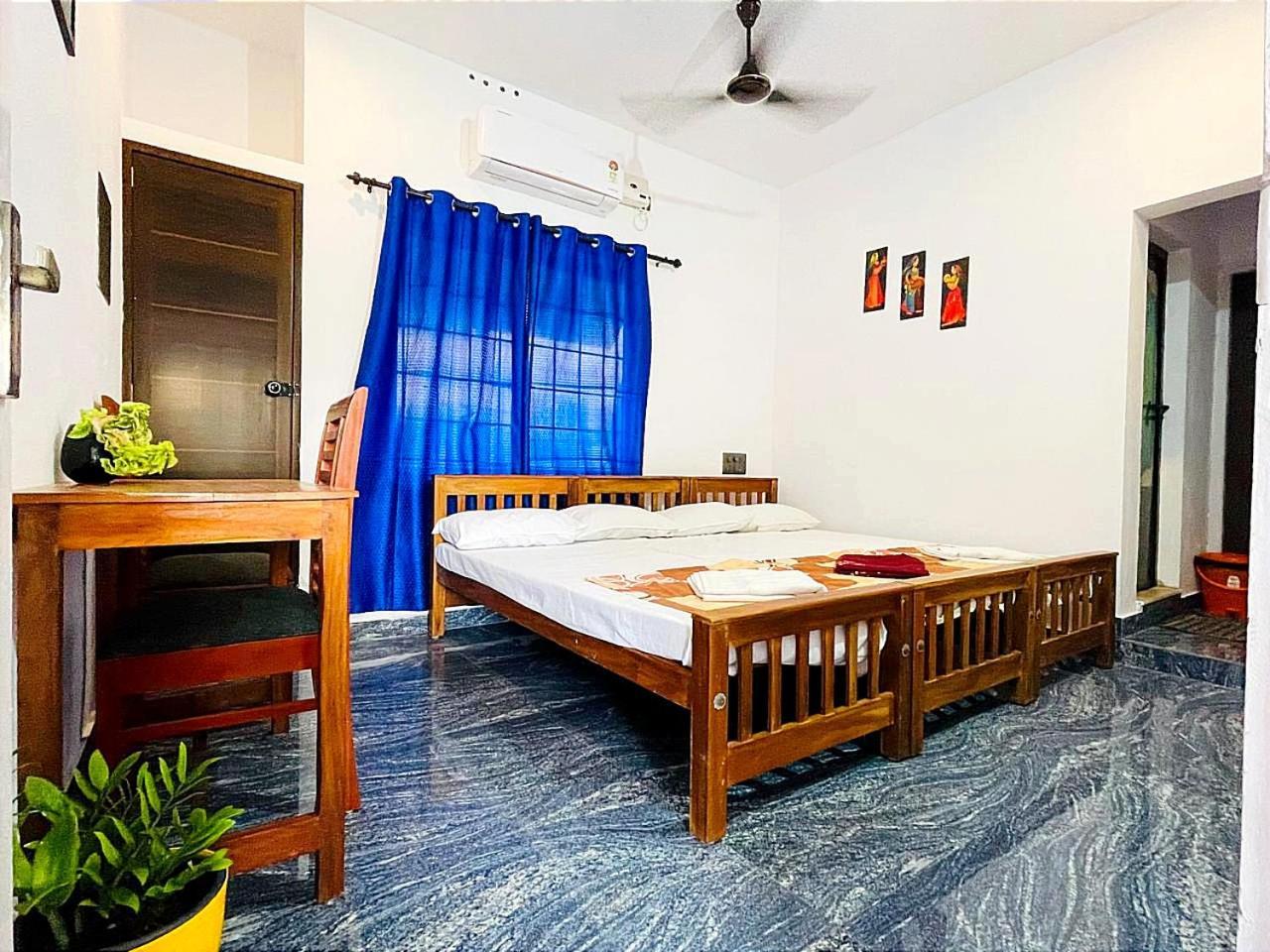 Raelyn'S Homestay Kochi Buitenkant foto