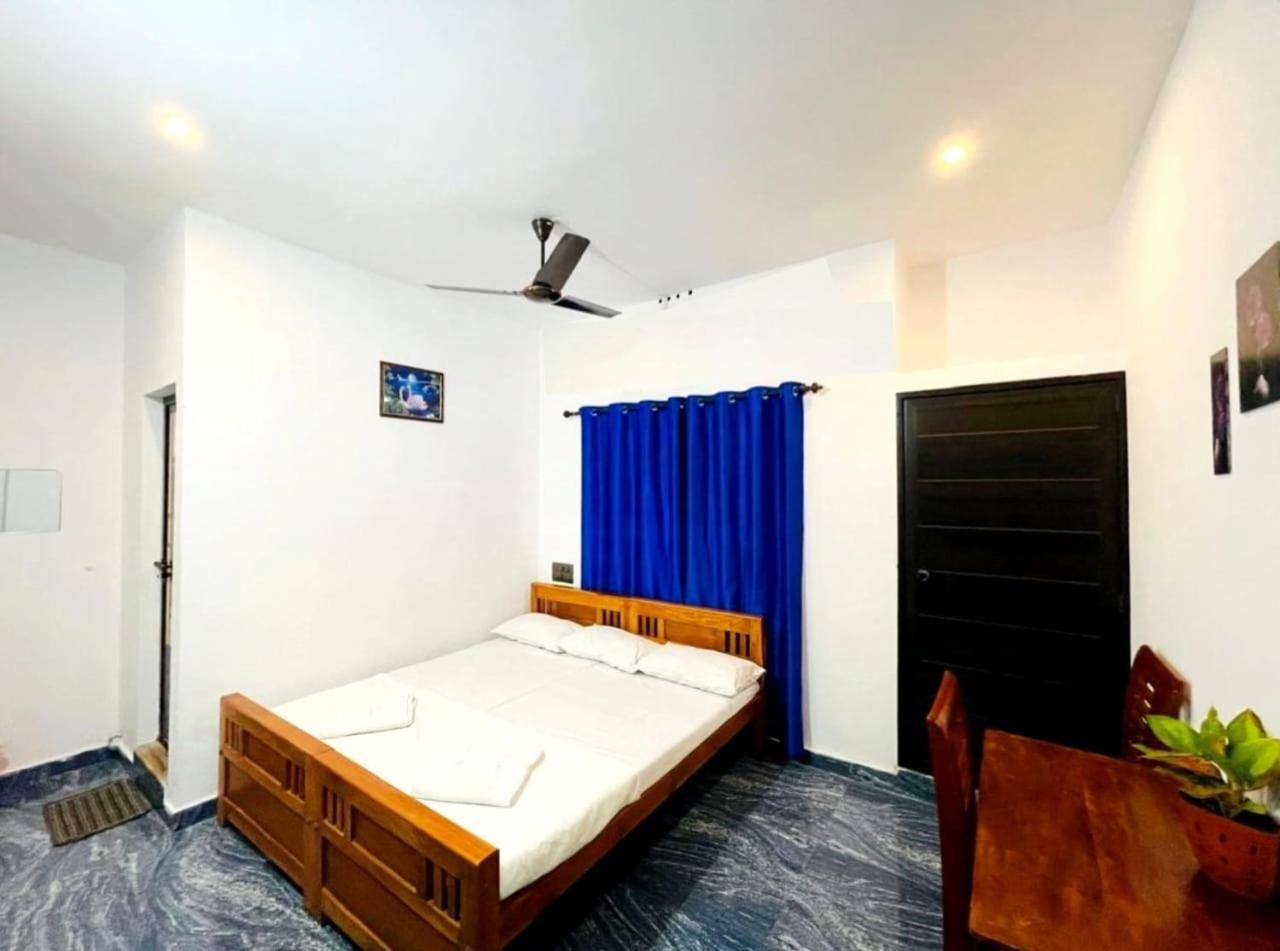 Raelyn'S Homestay Kochi Kamer foto